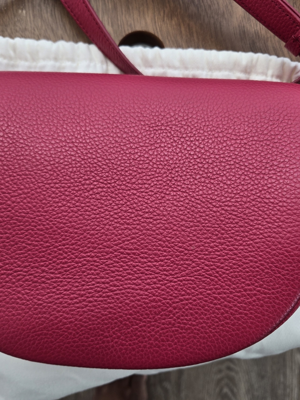 Salvatore Ferragamo Berry Pink Pebbled Leather Crossbody with Gold Hardware - Picture 3 of 8